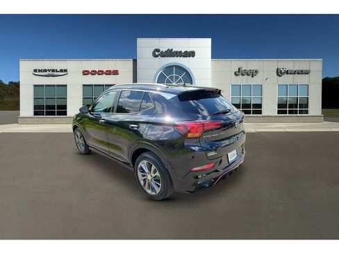 Used 2021 Buick Encore GX Select w/ Sport Touring Package FWD image 5