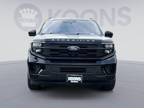 Used 2025 Ford Expedition Active AWD/4WD image 11