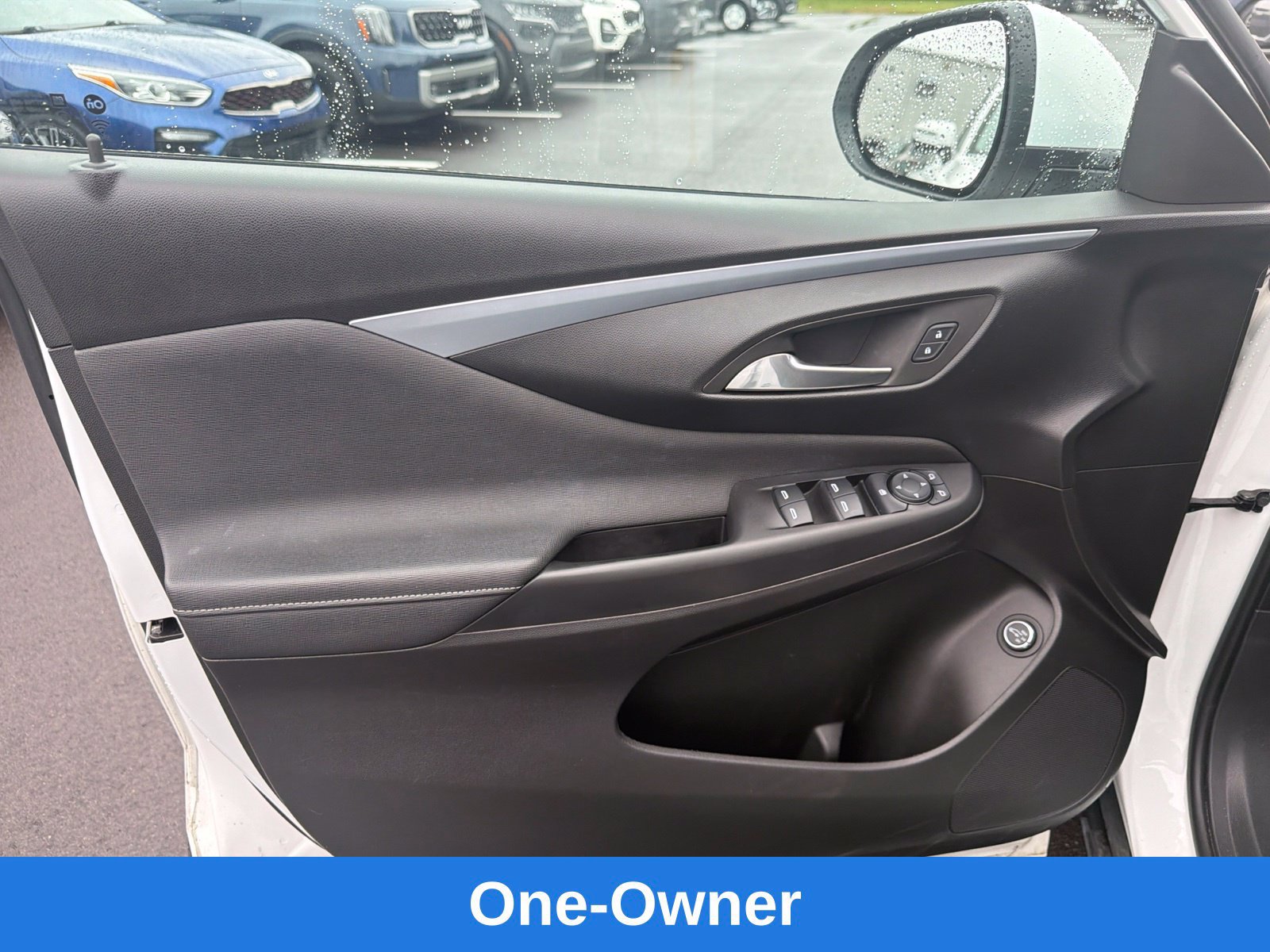 Used 2024 Buick Envista Preferred w/ Convenience II Package FWD image 13