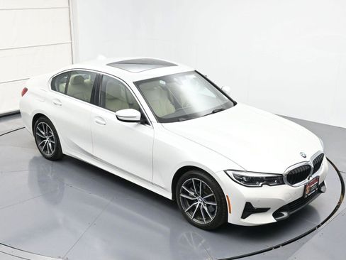 Used 2022 BMW 330i xDrive Sedan w/ Premium Package 2 image 38