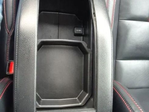 Used 2019 Toyota Highlander SE image 30