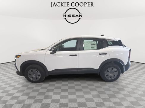 New 2026 Nissan Kicks S FWD image 8