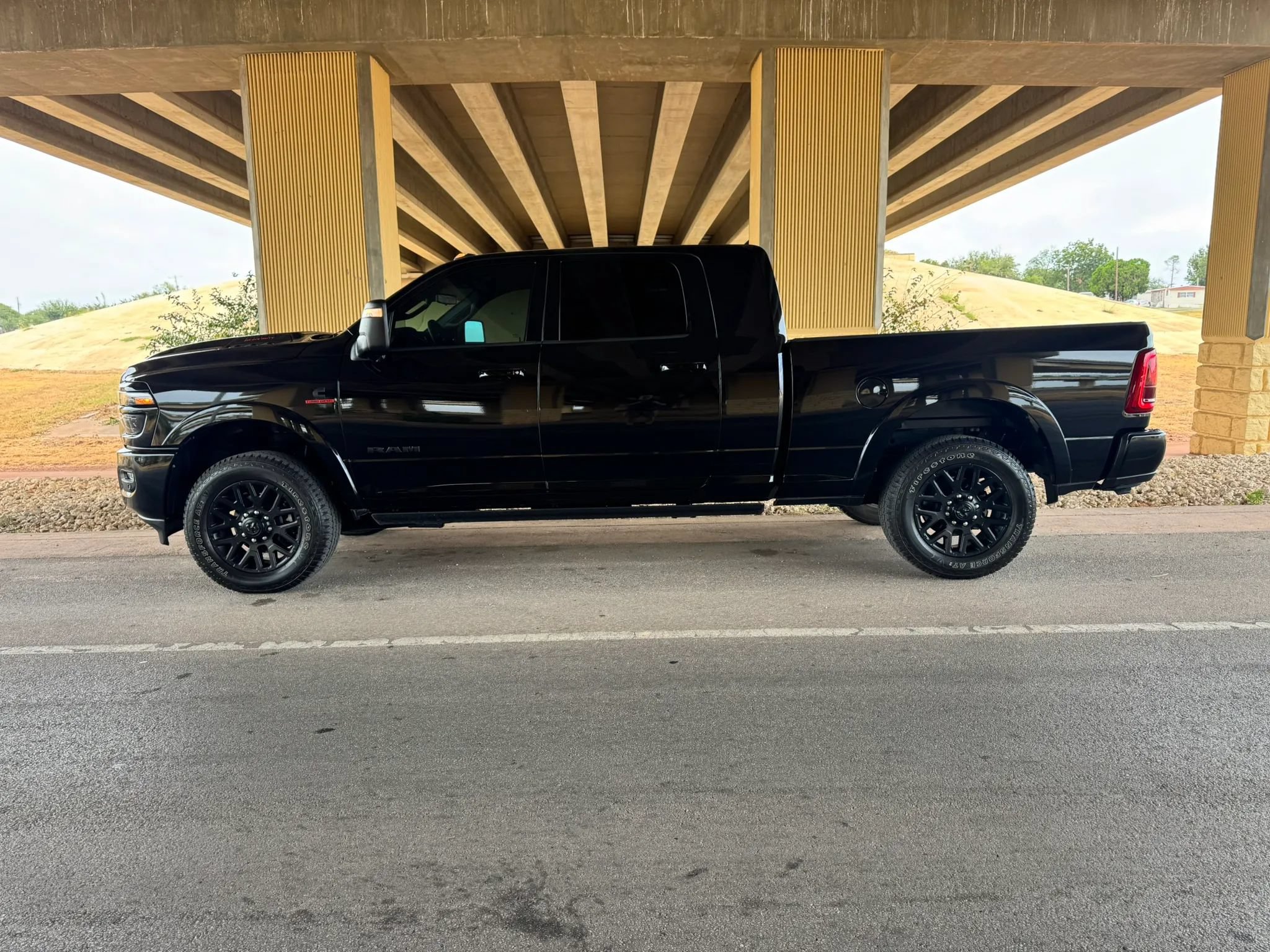 Used 2026 RAM 3500 Limited AWD/4WD image 6
