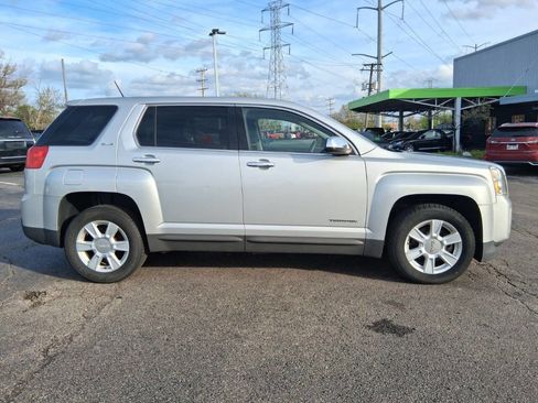 Used 2013 GMC Terrain SLE FWD image 4