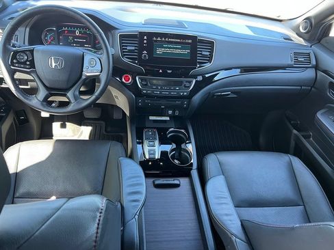 Used 2021 Honda Pilot Black Edition image 19