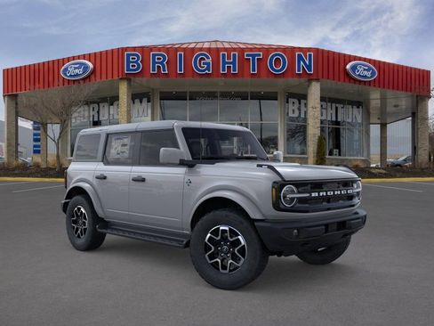 Used 2026 Ford Bronco Outer Banks AWD/4WD image 8
