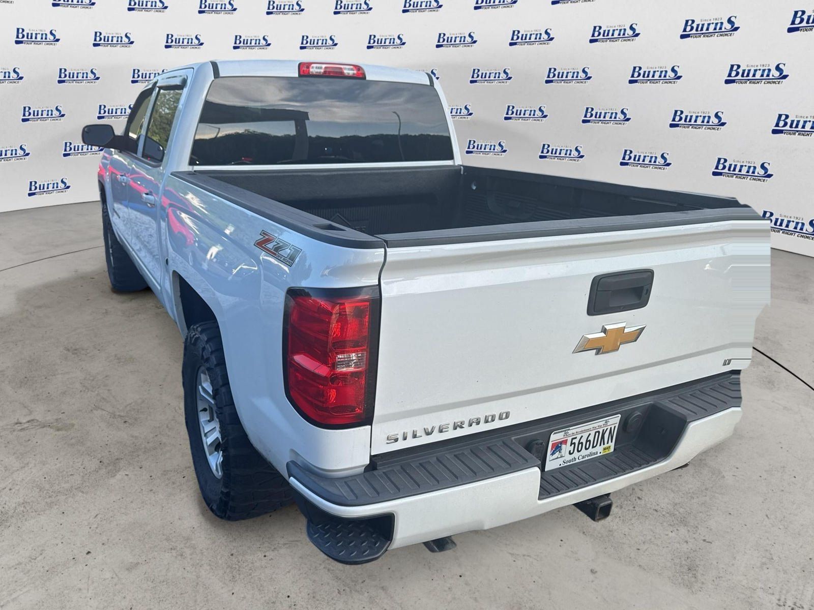 Used 2017 Chevrolet Silverado 1500 LT w/ All Star Edition AWD/4WD image 7