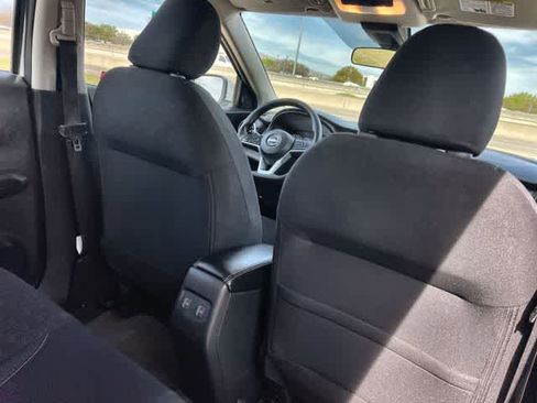 Used 2022 Nissan Kicks SV image 13