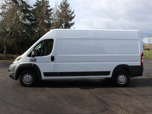 Used 2018 RAM ProMaster 2500 w/ Mopar Trailer Tow Group image 7