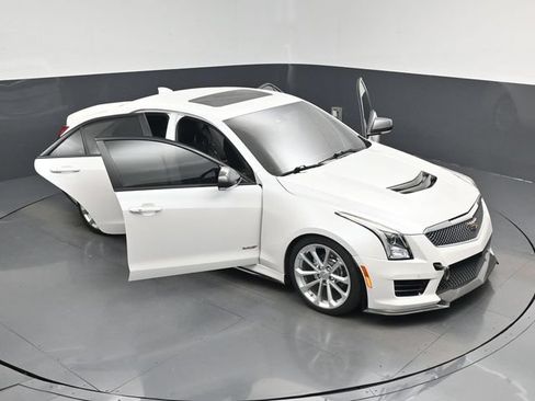 Used 2018 Cadillac ATS V w/ Carbon Fiber Package RWD image 19