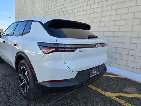 Used 2026 Chevrolet Equinox EV LT image 15
