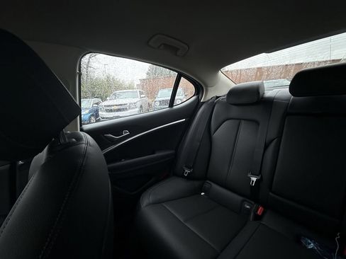 Used 2026 Genesis G70 2.5T Prestige RWD image 12