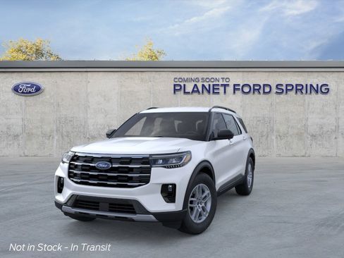 New 2026 Ford Explorer Active RWD image 2