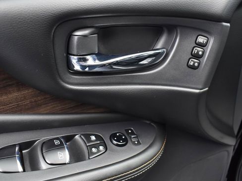 Used 2023 Nissan Murano Platinum image 7