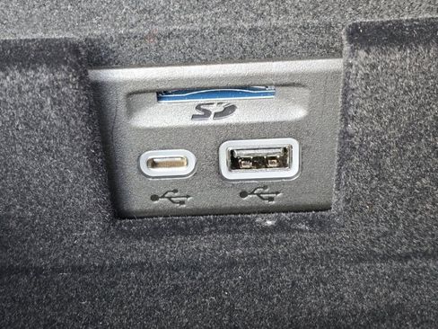 Used 2024 Cadillac XT5 Luxury image 8