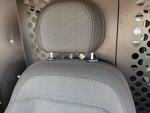 Used 2025 RAM ProMaster 2500 w/ U-Haul Equipment Group FWD image 13