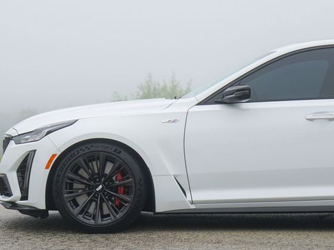 Used 2023 Cadillac CT5 V Blackwing w/ Parking Package RWD image 13