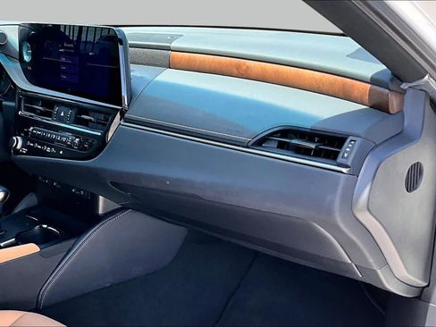Used 2023 Lexus ES 350 w/ Premium Package FWD image 19
