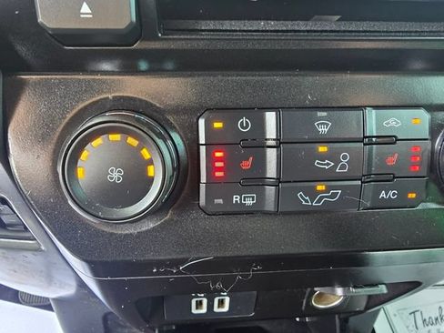 Used 2017 Ford F150 XLT w/ Equipment Group 302A Luxury AWD/4WD image 17
