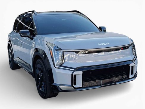 Certified 2026 Kia EV9 GT-Line image 1