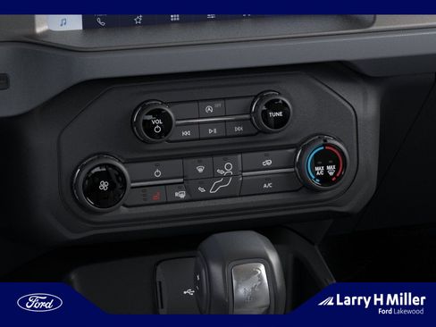 New 2025 Ford Bronco 4-Door AWD/4WD image 16