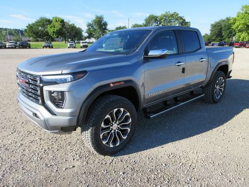 New 2026 GMC Canyon Denali AWD/4WD image 10