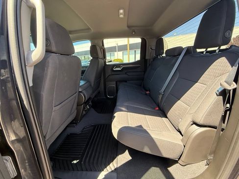 Used 2022 Chevrolet Silverado 1500 LT AWD/4WD image 23
