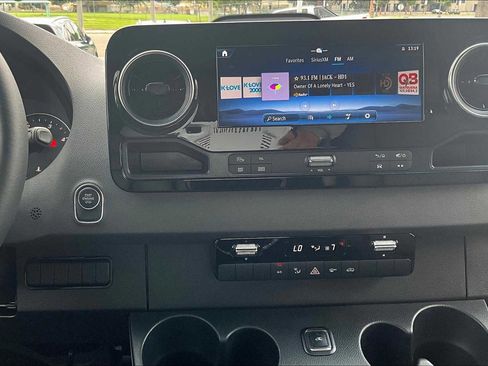 New 2025 Mercedes-Benz Sprinter 2500 image 6