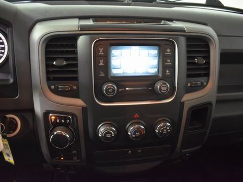 Used 2018 RAM 1500 Express w/ Express Value Package image 17