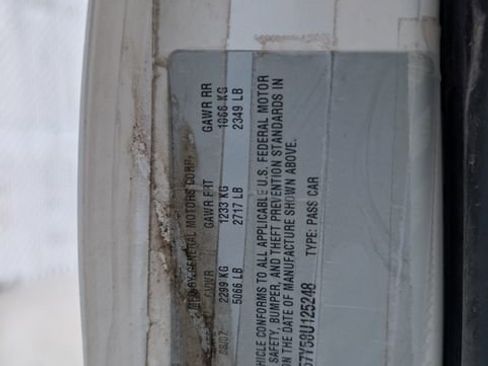 Used 2008 Cadillac DTS w/ Sun And Sound Package image 24