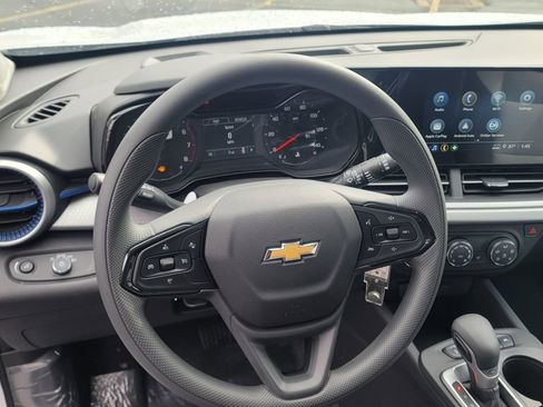 New 2026 Chevrolet Trax LS w/ LS Convenience Package image 20