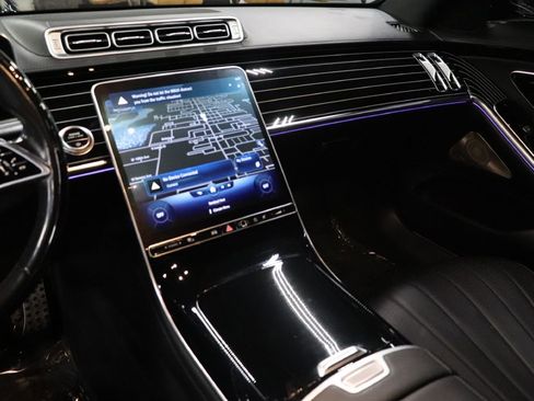 Used 2023 Mercedes-Benz S 500 4MATIC w/ AMG Line image 31