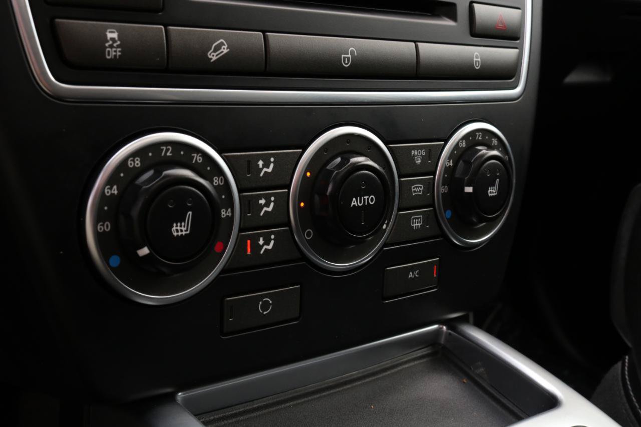 Used 2014 Land Rover LR2 AWD/4WD image 25