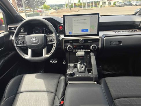 Used 2024 Toyota Tacoma TRD Sport w/ TRD Sport Premium Package AWD/4WD image 18