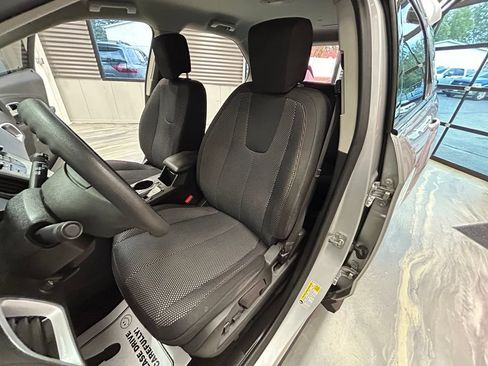 Used 2017 Chevrolet Equinox LS FWD image 7