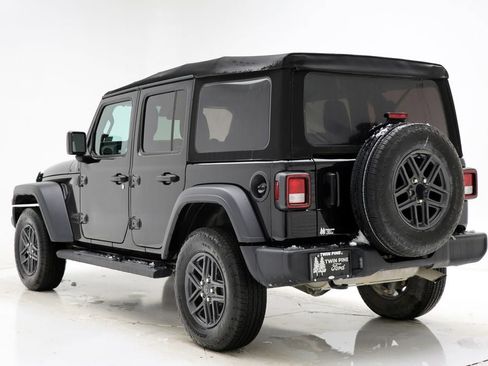Used 2024 Jeep Wrangler Sport S image 6