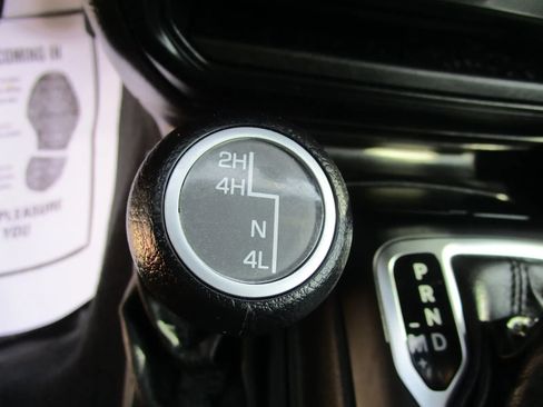 Used 2021 Jeep Gladiator Sport w/ Quick Order Package 24Q 80Th AWD/4WD image 16