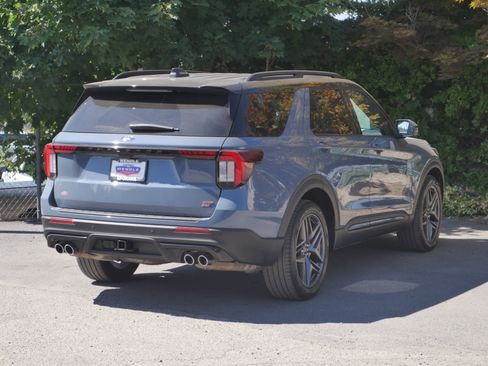 Certified 2025 Ford Explorer ST w/ Sun And Sound Package AWD/4WD image 27