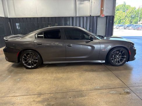 Used 2023 Dodge Charger Scat Pack w/ Plus Group RWD image 4