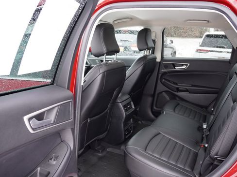 Certified 2021 Ford Edge SEL w/ Convenience Package image 17