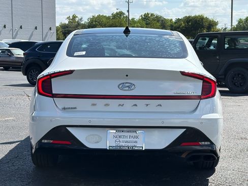 Used 2020 Hyundai Sonata Limited FWD image 4