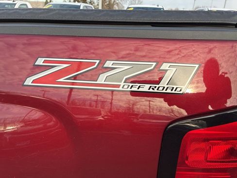 Used 2016 Chevrolet Silverado 1500 LT w/ All Star Edition image 38