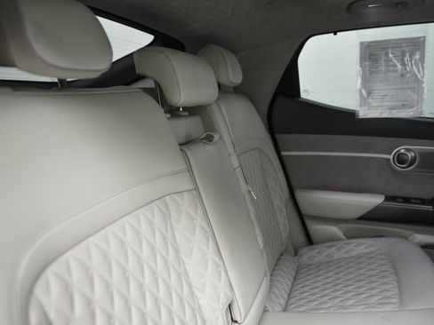 Used 2023 Genesis GV60 Performance image 14