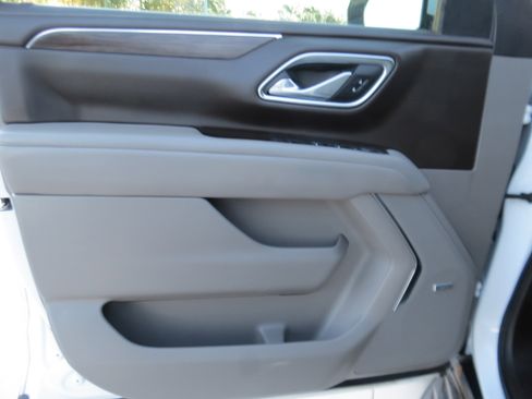 Used 2023 Chevrolet Tahoe LT image 17