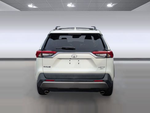 Used 2020 Toyota RAV4 Limited image 10