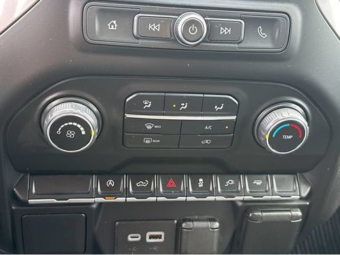 Certified 2022 Chevrolet Silverado 1500 Custom RWD image 20