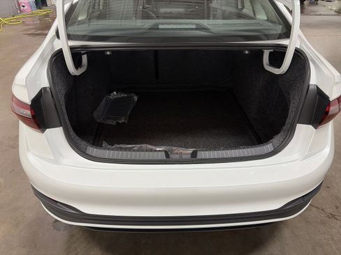 New 2026 Volkswagen Jetta SE image 28