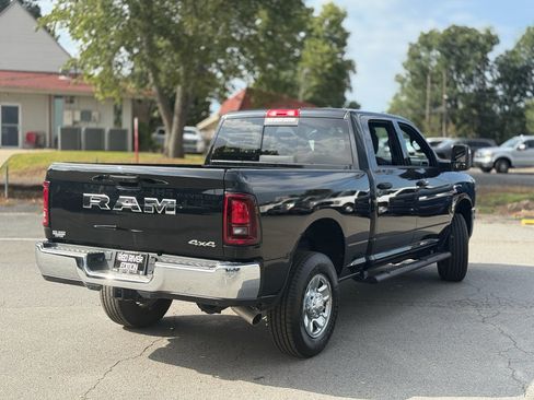 Used 2025 RAM 2500 Tradesman AWD/4WD image 7