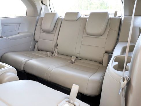 Used 2015 Honda Odyssey EX-L image 24