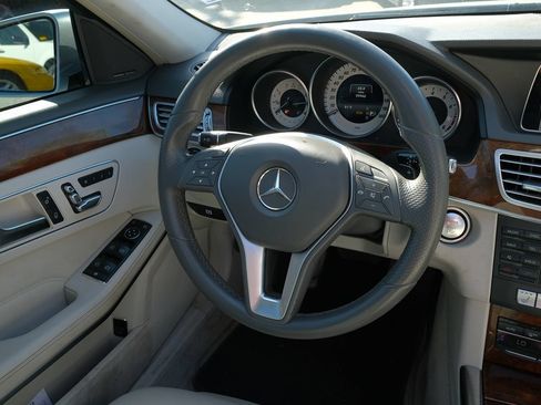 Used 2014 Mercedes-Benz E 350 Sedan w/ Premium 1 Package image 38